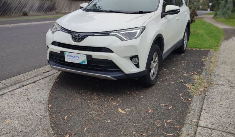 
								Toyota Rav4 2018 full									